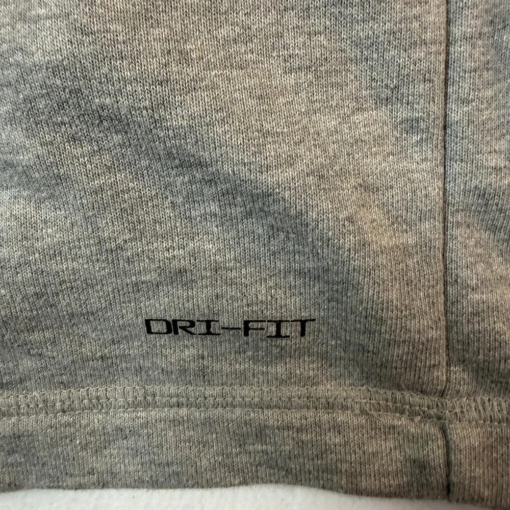 Nike‎ Jordan Hoodie Mens Medium Gray Dri-FIT Sport Jumpman Pullover Streetwear